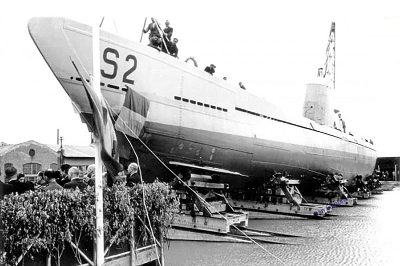 Lansarea la apă a submarinului „Marsuinul”