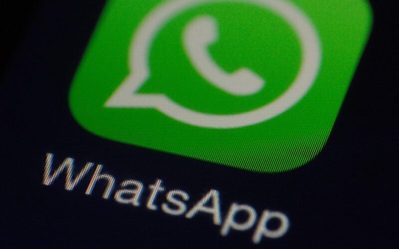WhatsApp va limita numărul de mesaje pe care utilizatorii le pot trimite fără a primi un răspuns