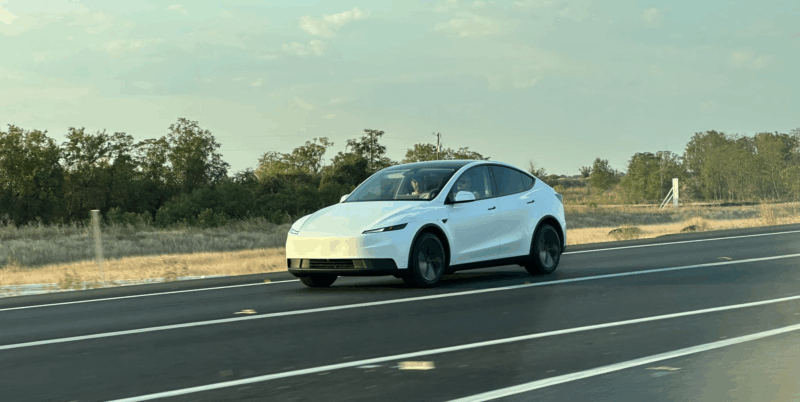 Prototip de Tesla Model Y ieftină