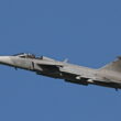 avion jas gripen in zbor