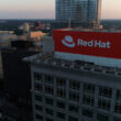 Red Hat confirmă atacul cibernetic suferit după ce hackerii au spart o instanță GitLab Atac agravat odată cu extorcarea de către ShinyHunters
