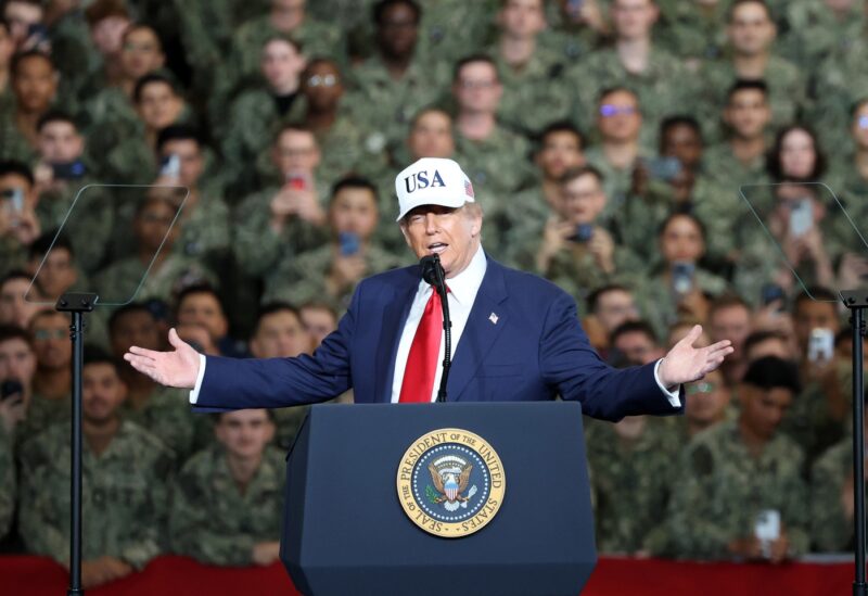 Donald Trump în timpul vizitei în Japonia