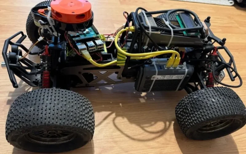 robotul destinat securitatii cibernetice dezvoltat de Universitatea Stefan cel Mare din Suceava