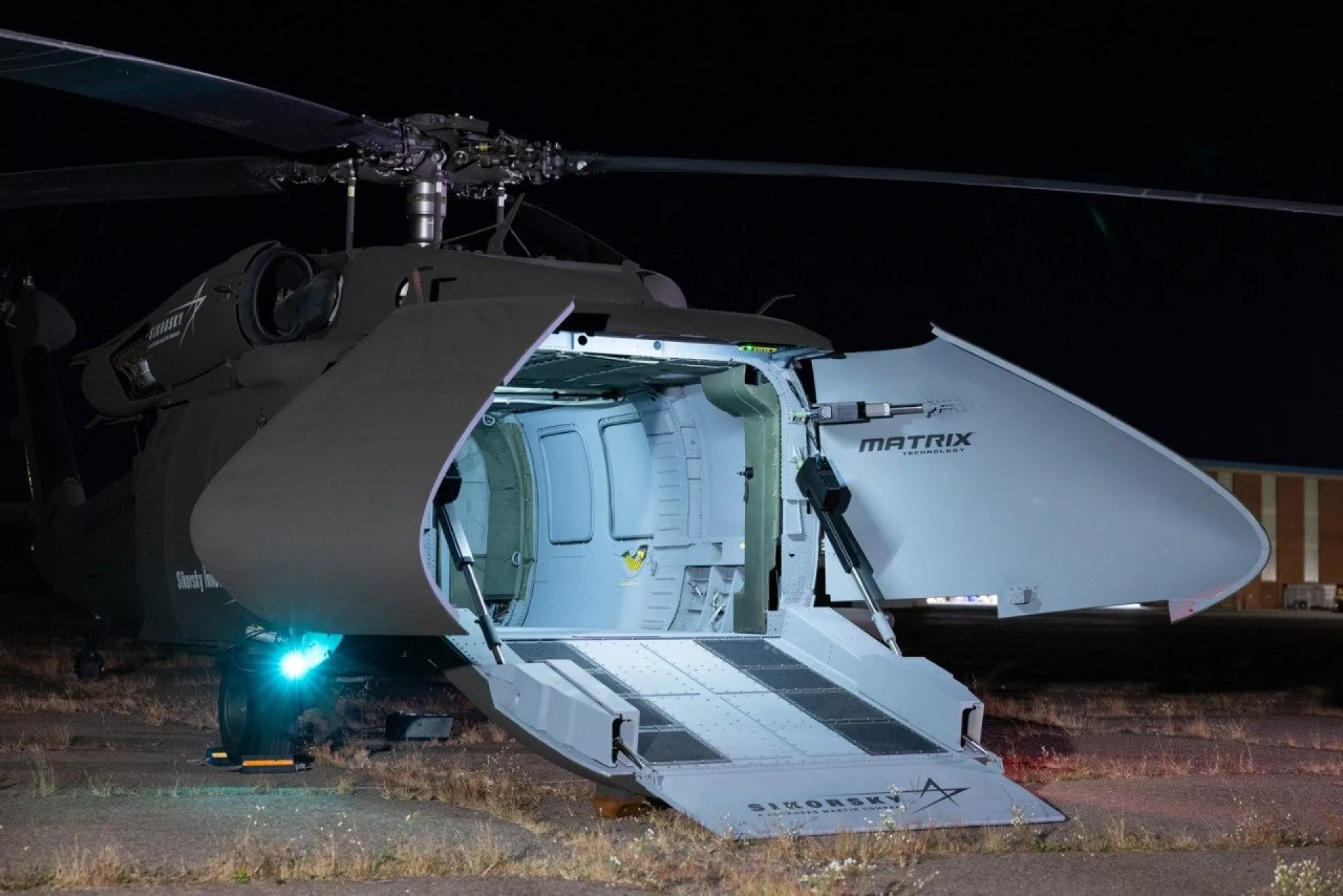 elicopter black hawk modificat pentru a zbura autonom