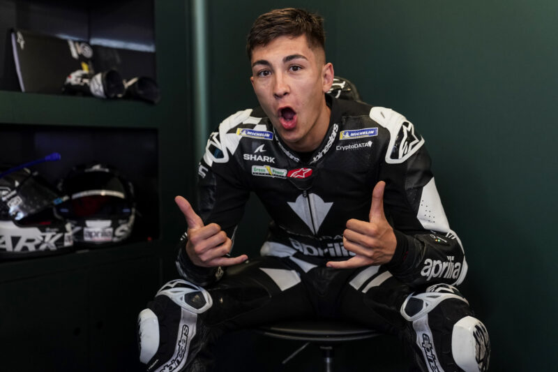 pilotul de curse motogp raul fernandez la bozele motogp