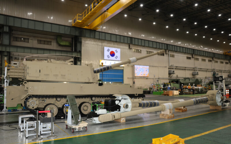 Obuzier K-9A1 pe linia de producție din Changwon