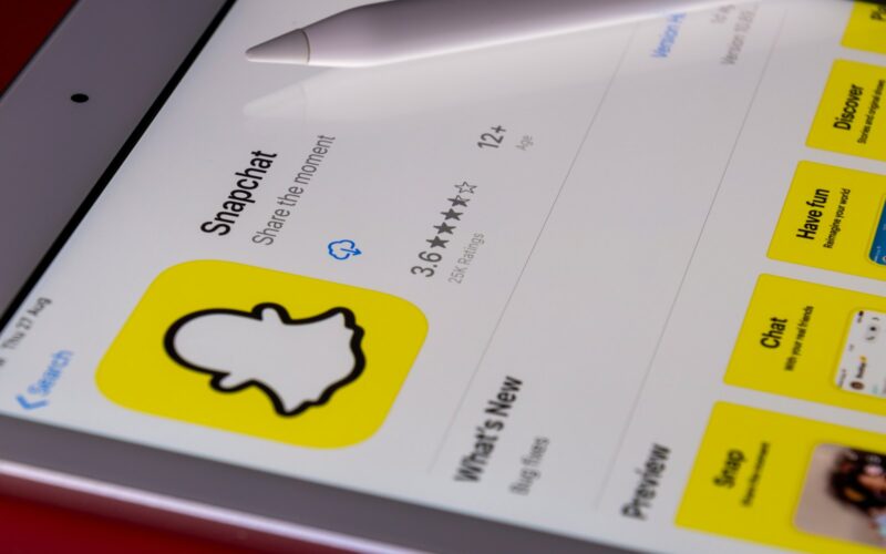 Snapchat va percepe taxe utilizatorilor pentru stocarea fotografiilor și videoclipurilor vechi