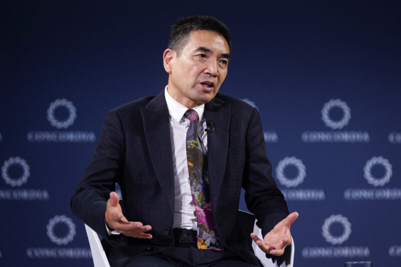 CEO-ul Zoom, Eric Yuan