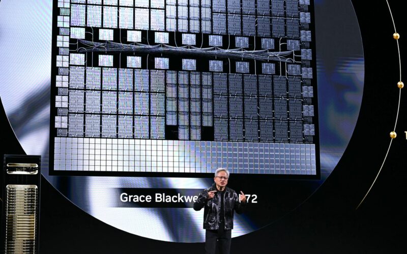Procesor Blackweel, prezentat de CEO-ul Nvidia, Jensen Huang