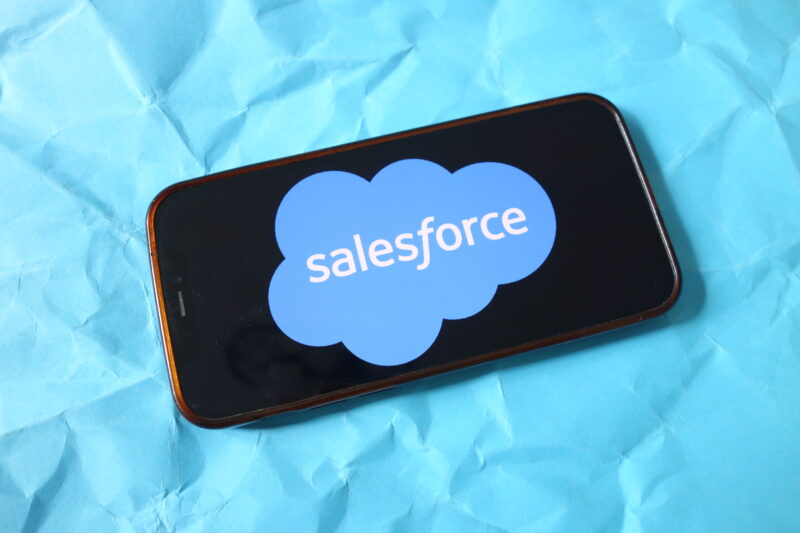 Logo-ul Salesforce