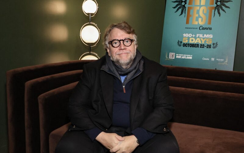 regizorul guillermo del toro