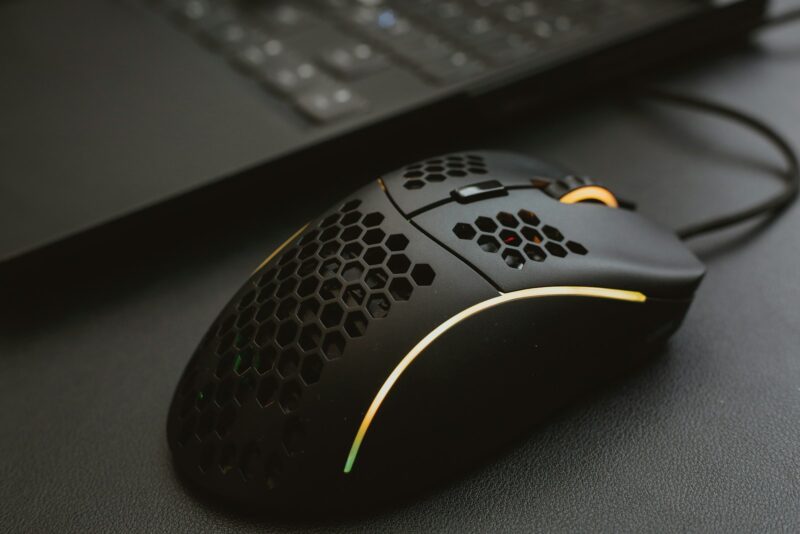 Mouse-ul de jocuri vă poate spiona, un studiu dezvăluie o vulnerabilitate surprinzătoare