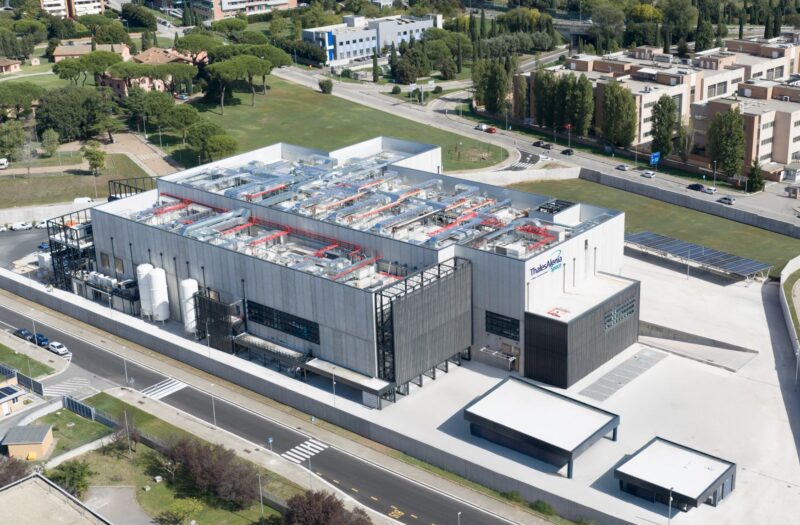 noua fabrica de productie sateliti a Thales Alenia Space de la periferia Romei