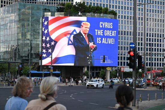 Trump celebrat ca noul Cirus cel Mare în Israel