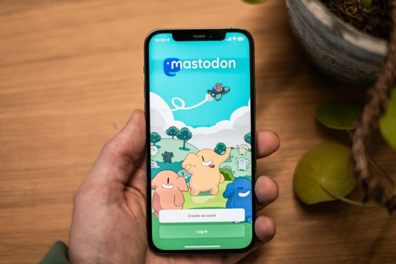 Mastodon se inspiră din Bluesky și are în plan să lanseze funcția „Packs” pentru începători