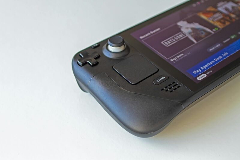 Consola-portabila-Steam-Deck