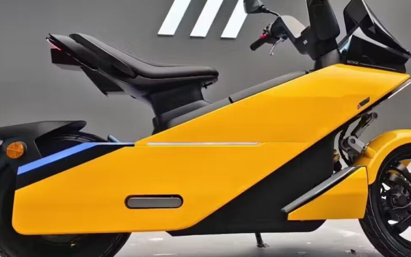 scuter electric galben