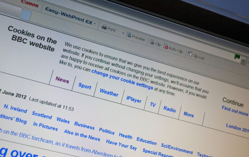 Notificare cookies pe site-ul BBC