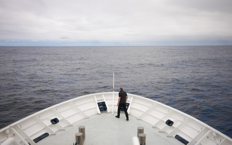 Vas-britanic-care-se-îndreaptă-spre-Punctul-Nemo