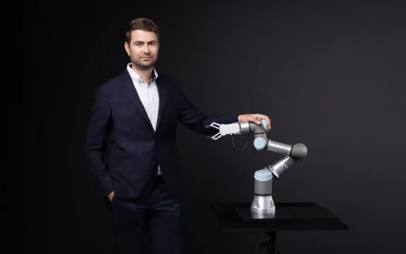 Razvan-Isac-Universal-Robots