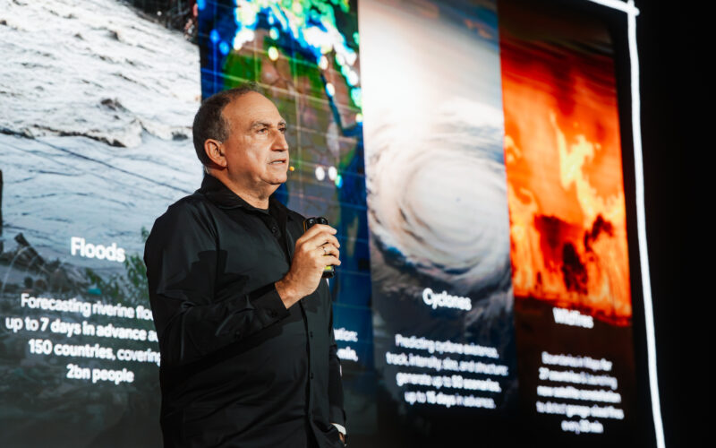 Yossi-Matias- vicepreședinte-Google-și-Director-al-departamentului-de-cercetare-Google-Research