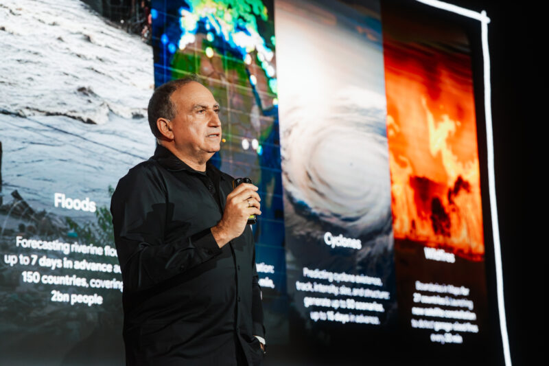 Yossi-Matias- vicepreședinte-Google-și-Director-al-departamentului-de-cercetare-Google-Research