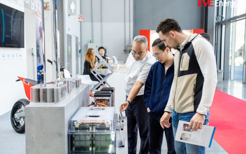 linie productiee baterii electrice