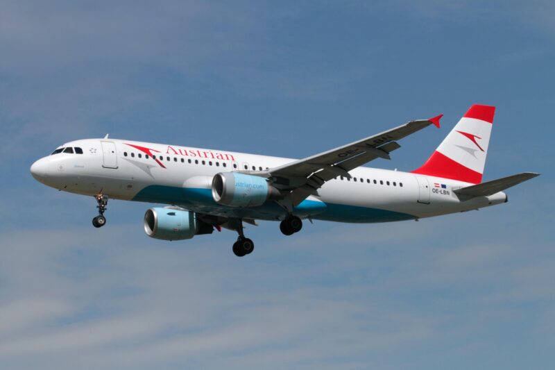 avion austrian airlines in zbor