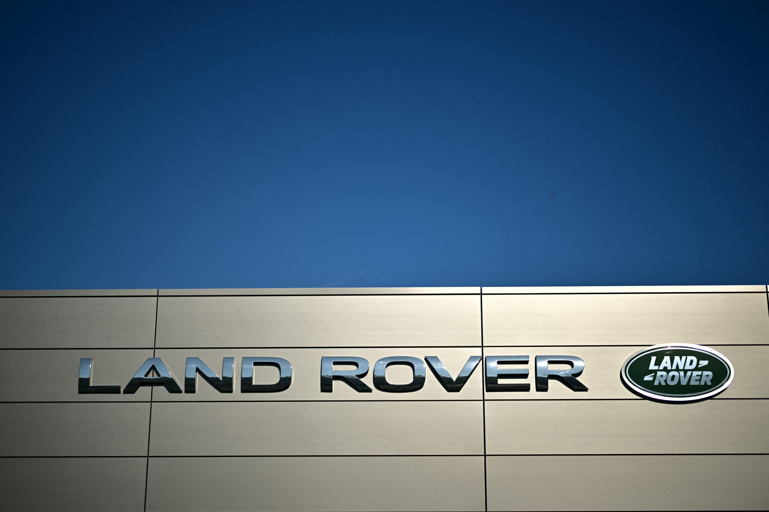 land-rover-logo