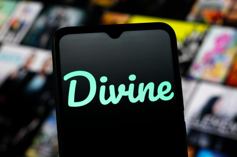 divine-aplicatie-videoclipuri-scurte