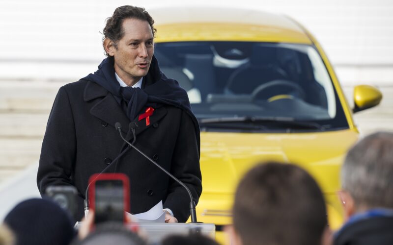 John Elkann-Stellantis-Ferrari