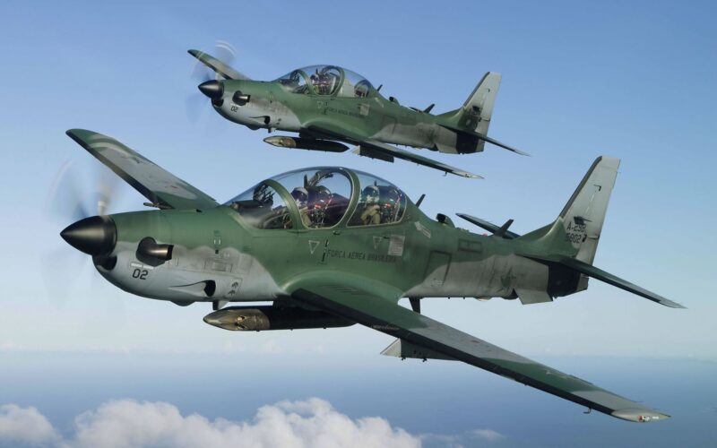 avioane super tucano in zbor