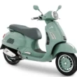 scuter vespa de culoare verde