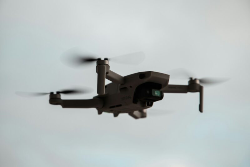 navigare drone-contracarare drone inamice