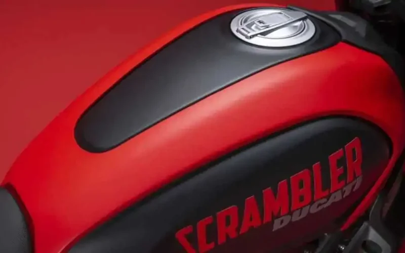 ducati scrambler rezervor rosu