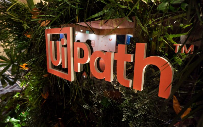 UiPath-logo