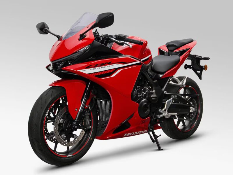 motocicleta honda rosie super sport cu 4 cilindri