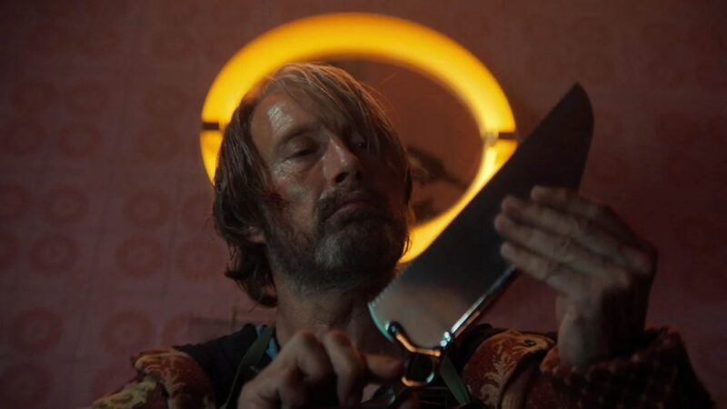 Mads Mikkelsen în Dust Bunny