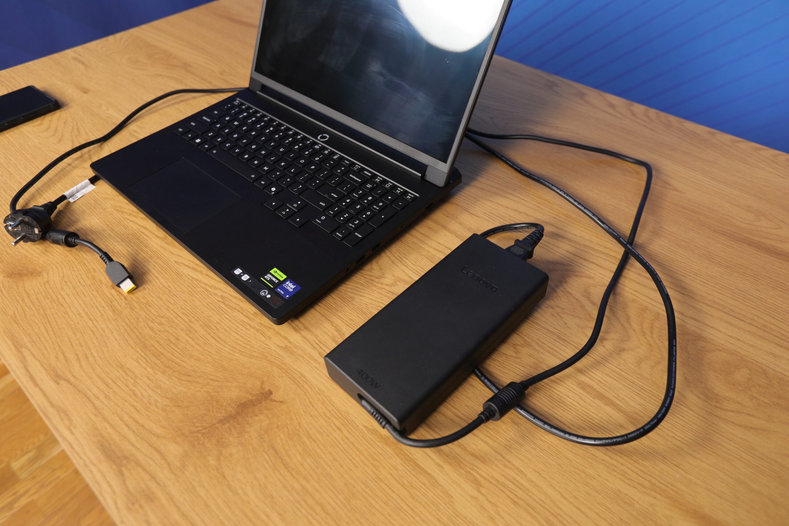 laptop-lenovo-legion-pro-7-nvidia