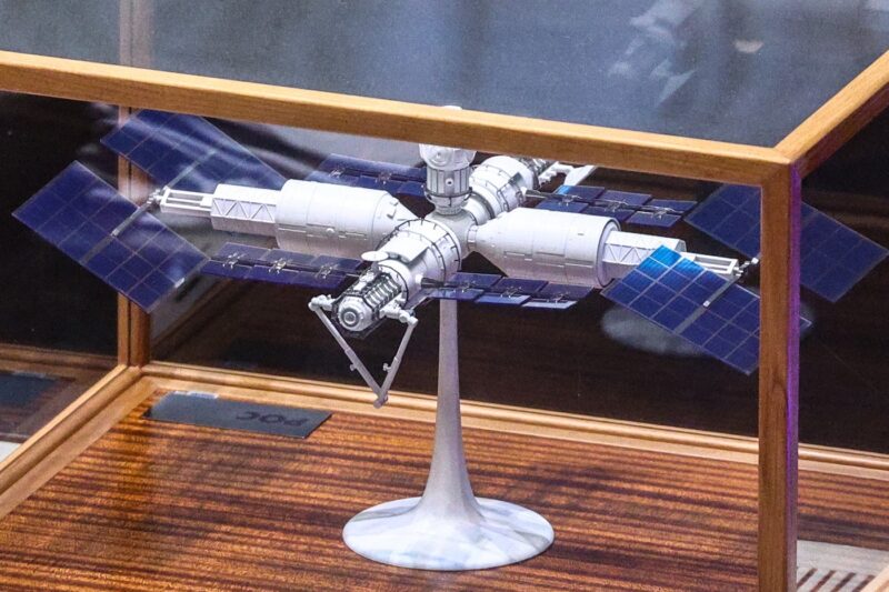 Machetă a noii stații spațiale ruse