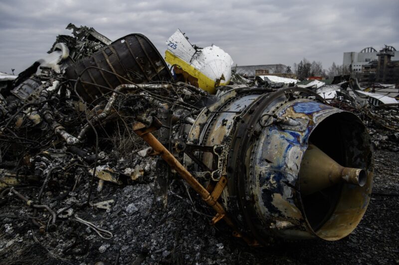 Resturi ale unui avion Antonov