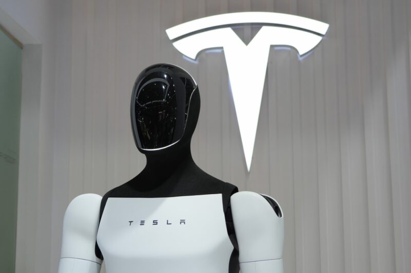 Robot Tesla Optimus
