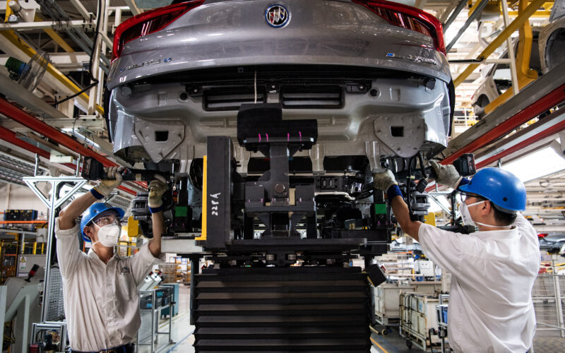 linie-de-fabricatie-SAIC-China