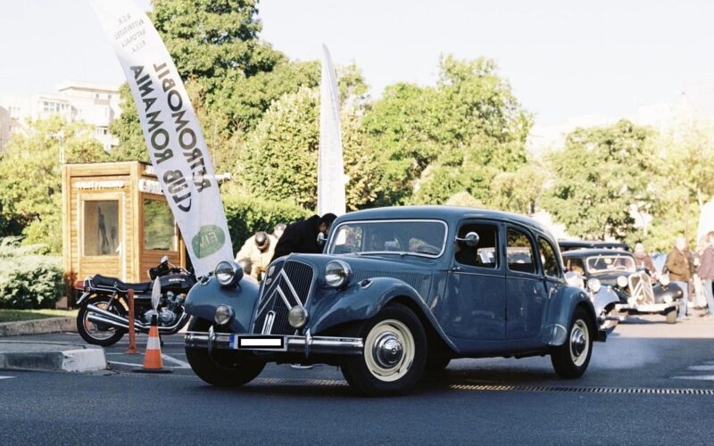 1 decembtrie-parada retro Arad