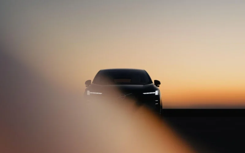 Volvo-EX60-SUV-electric