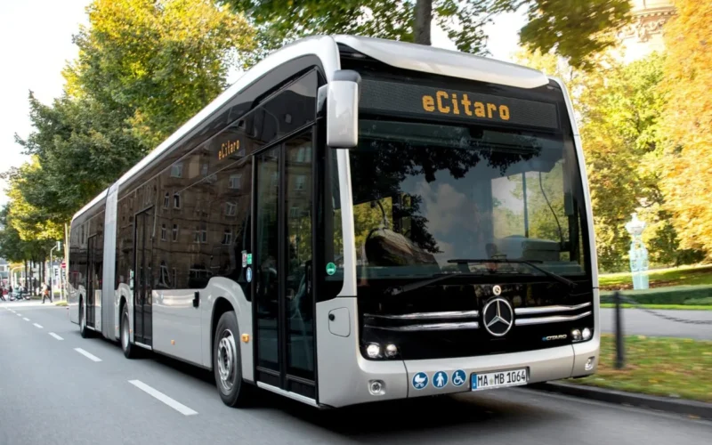 daimler-autobuz
