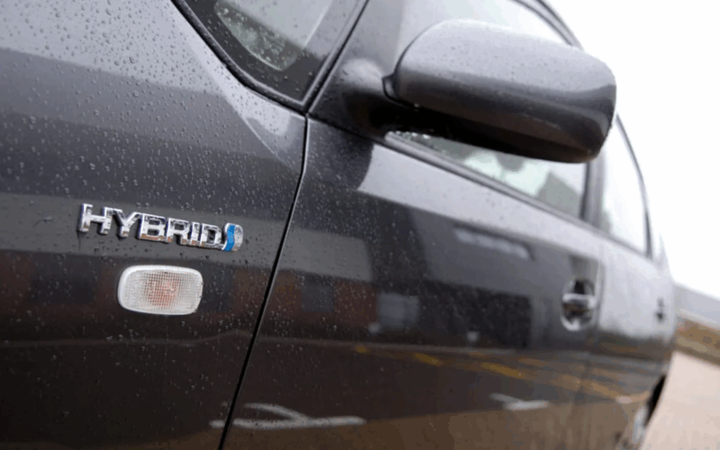 emblema-vehicul-hibrid