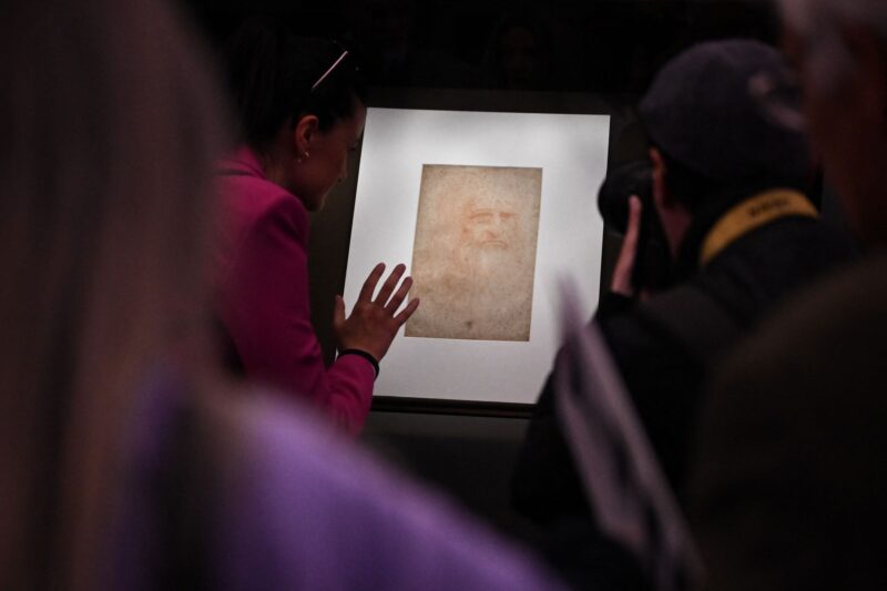 schita-leonardo-da-vinci