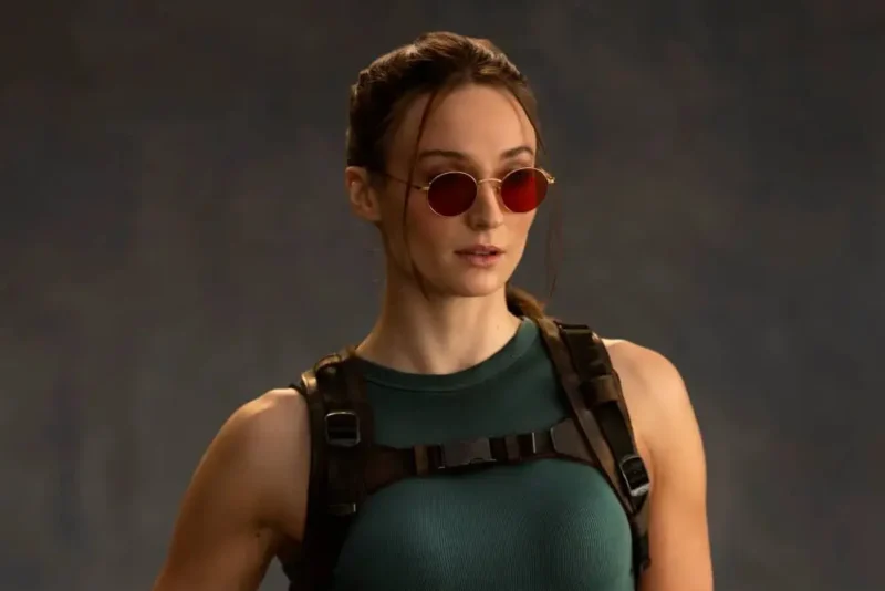 sophie-turner-lara-croft-tomb-raider