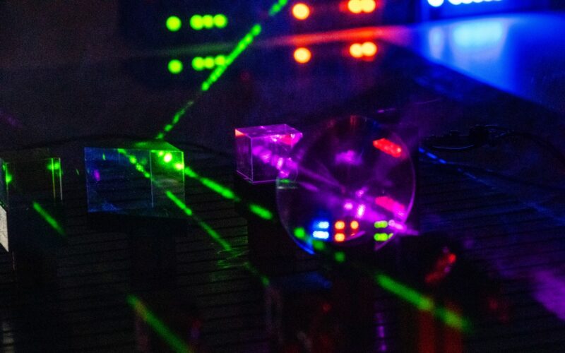 Sticlă gravată 3D cu laser